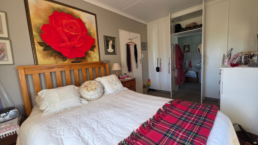 2 Bedroom Property for Sale in Tergniet Western Cape